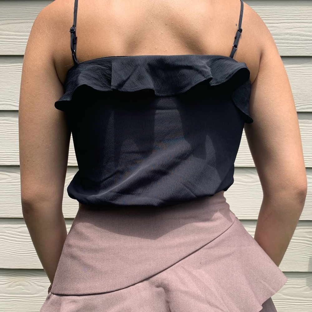 BLACK RUFFLE TANK - Picture 2 of 2